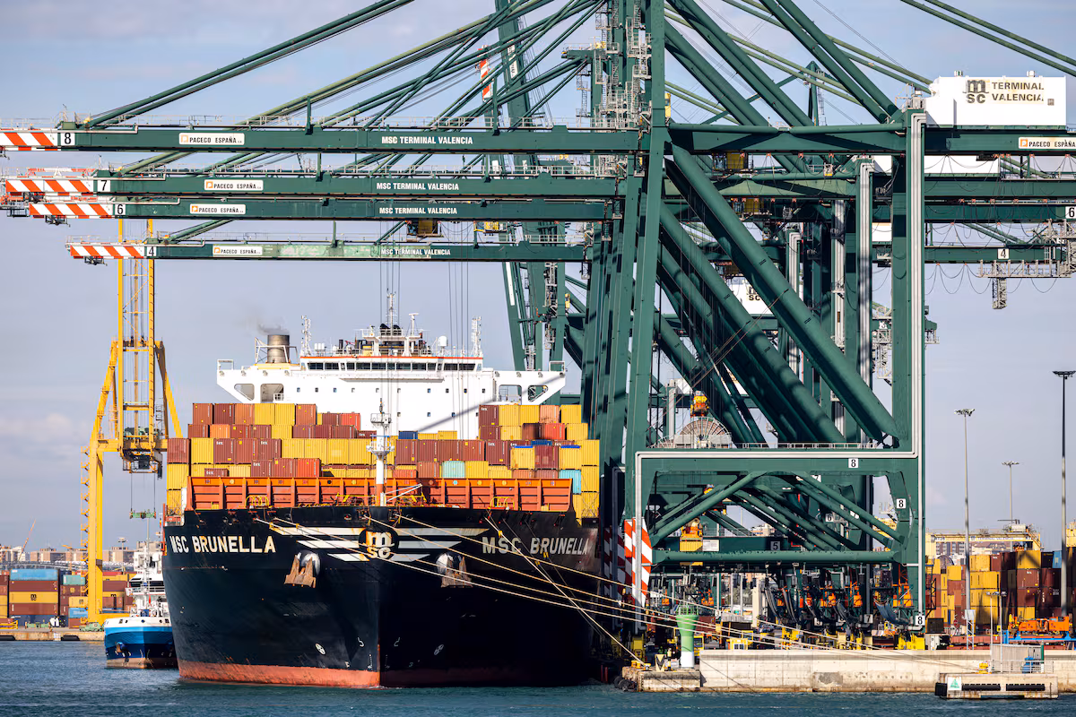 Caída Drástica del 30% en Exportaciones Españolas a EE. UU. Tras Implementación de Aranceles