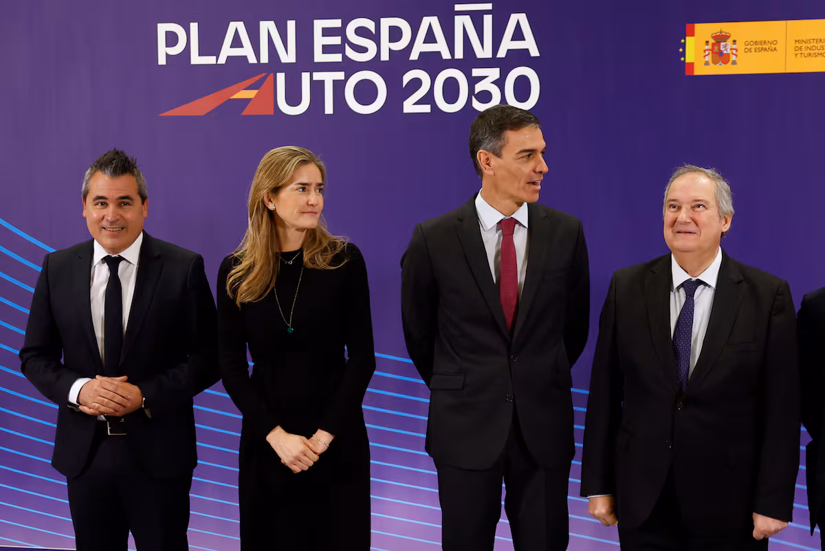 El Gobierno Destina 400 Millones para Impulsar la Compra de Vehículos Eléctricos en su Nuevo Plan Automotriz » Revista Emprendimiento