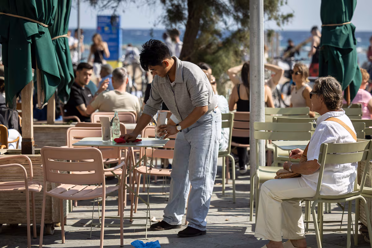 España: El 11% de los trabajadores enfrenta riesgo de pobreza, tercer peor registro en la UE