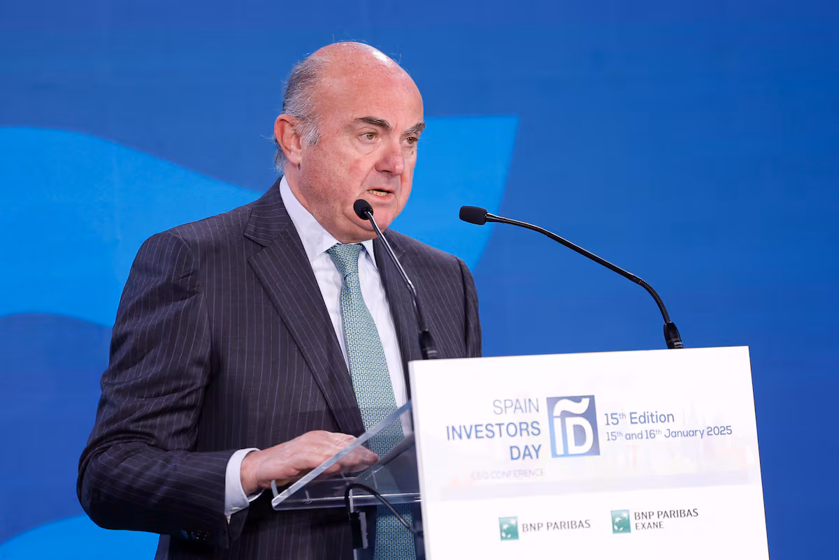 Guindos advierte sobre la posibilidad de un repentino cambio en el ánimo del mercado » Revista Emprendimiento