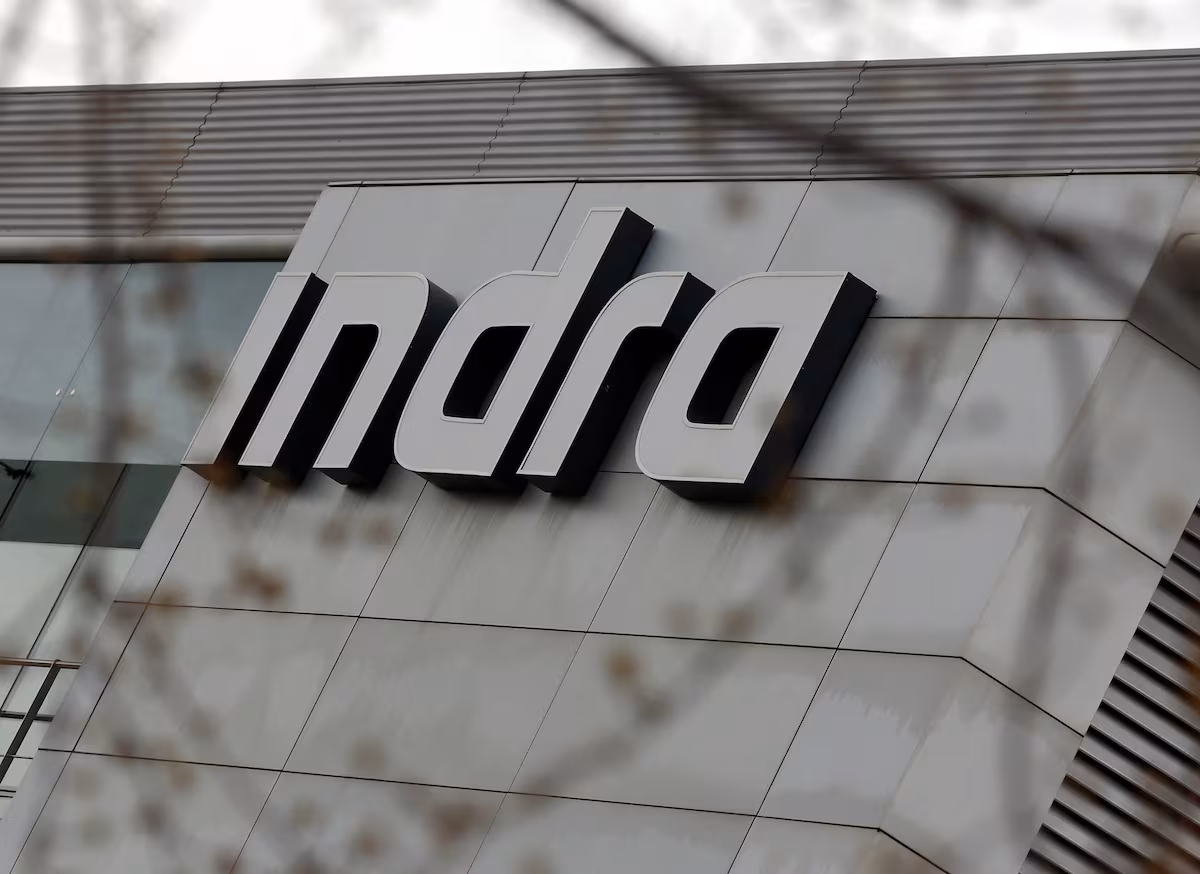 Indra Convoca Junta Extraordinaria para Decidir sobre la Adquisición de Hispasat el 27 de Noviembre