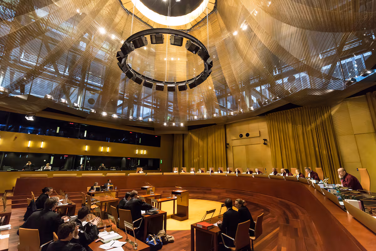 Justicia Europea Respaldó la Directiva de Salarios Mínimos en la UE, Pero Limita su Alcance » Revista Emprendimiento