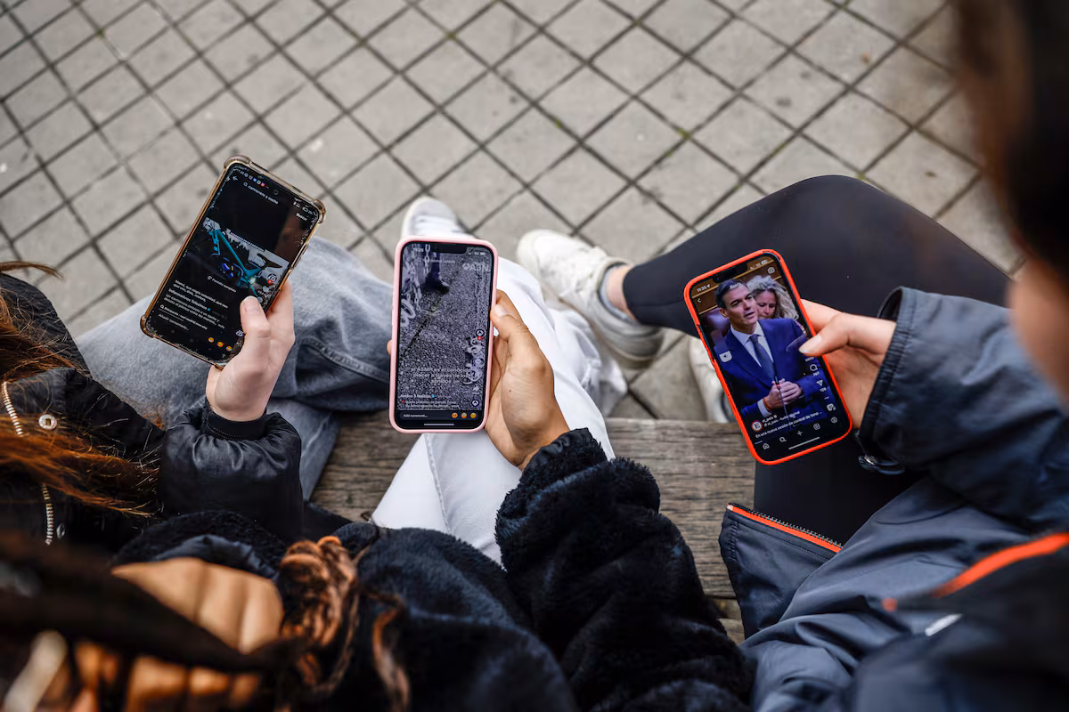 La adicción a las redes sociales: un mito desmentido por un nuevo estudio que revela que solo afecta al 2% de los usuarios » Revista Emprendimiento
