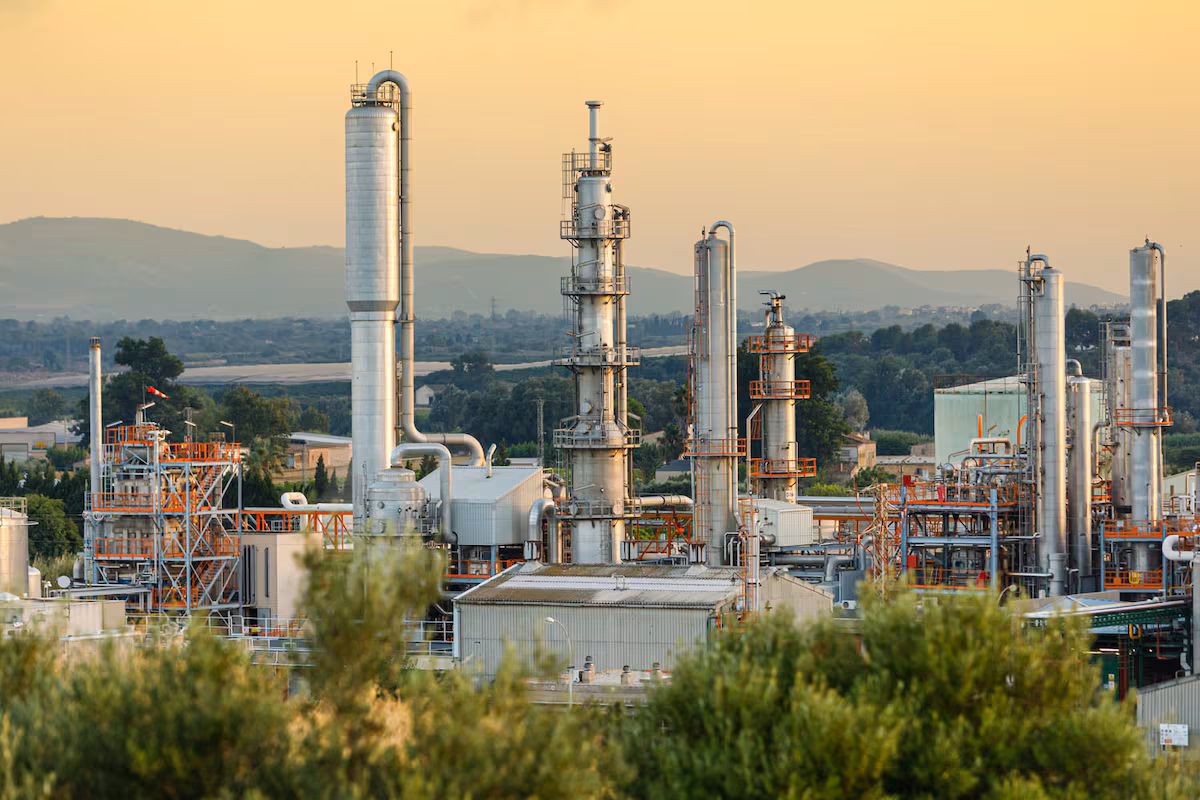 La CNMC da luz verde, con condiciones, a la adquisición de Ercros por Bondalti Chemicals por hasta 320 millones