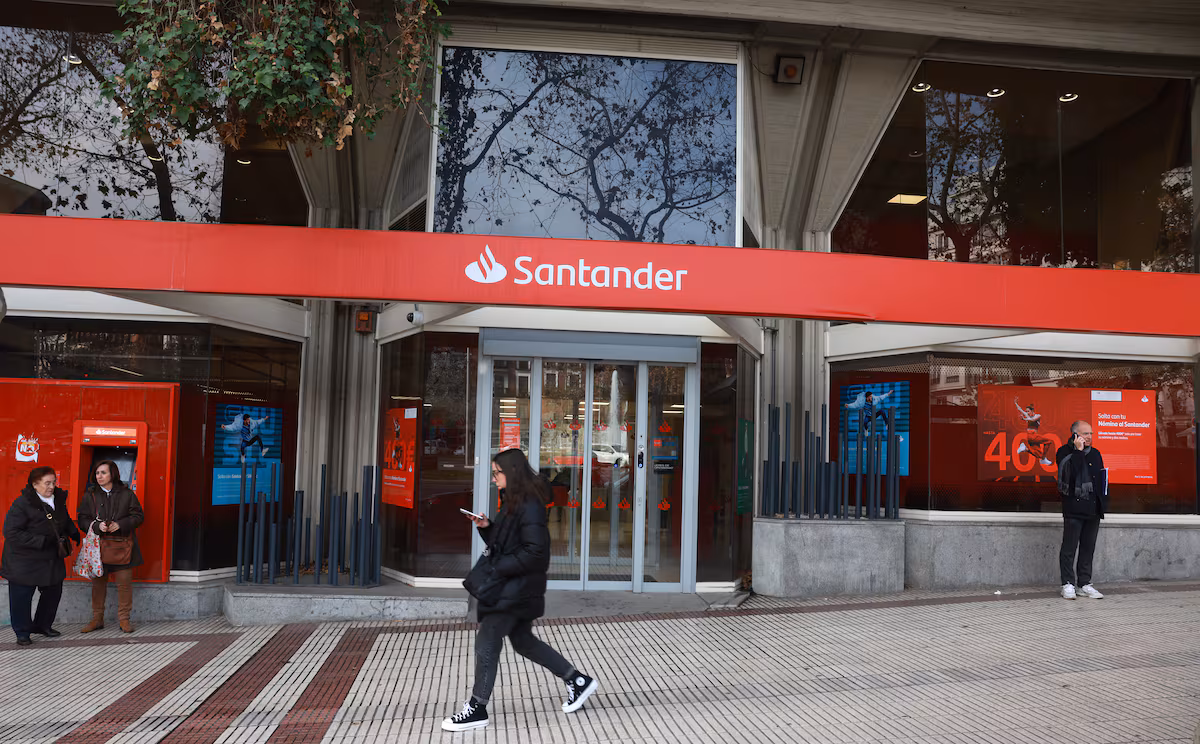 "Santander: Rentabilidad y Dividendos como Estrategia ante la Volatilidad del Mercado" » Revista Emprendimiento