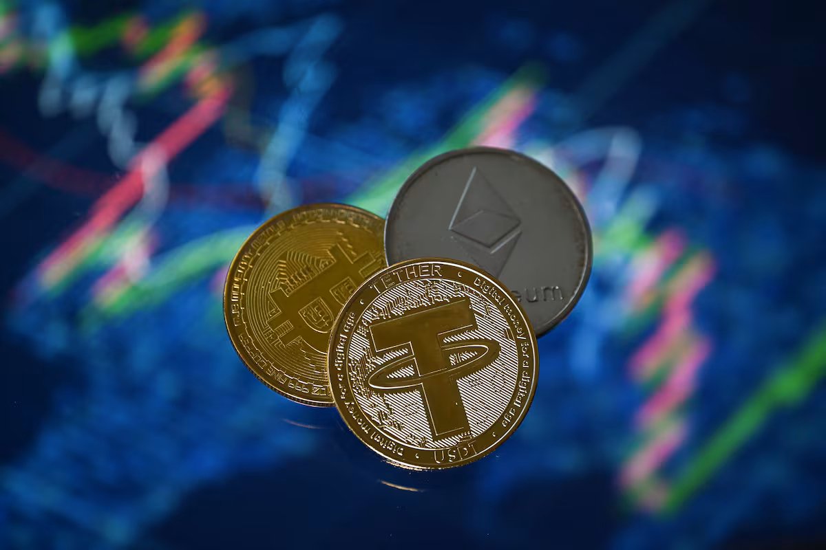 S&P reduce la calificación de Tether tras el incremento de activos de alto riesgo en sus reservas » Revista Emprendimiento