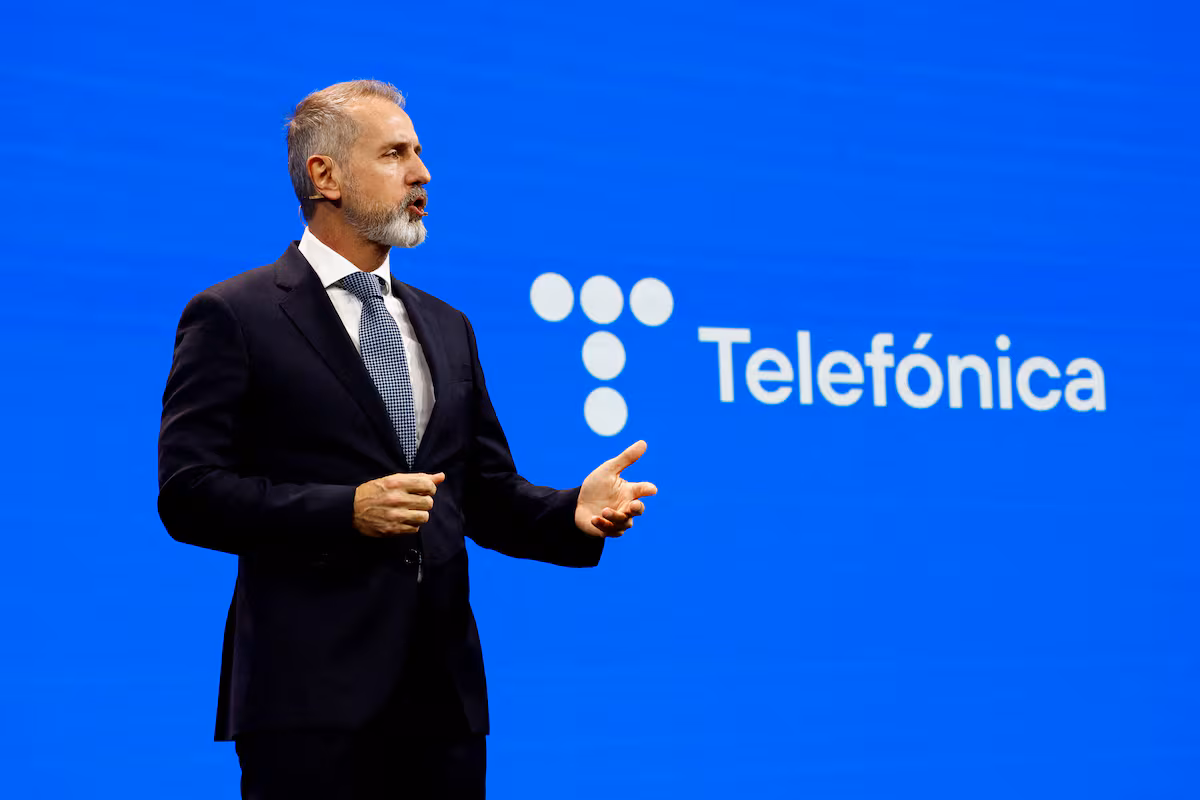 Telefónica ajusta su estrategia con la reducción del dividendo