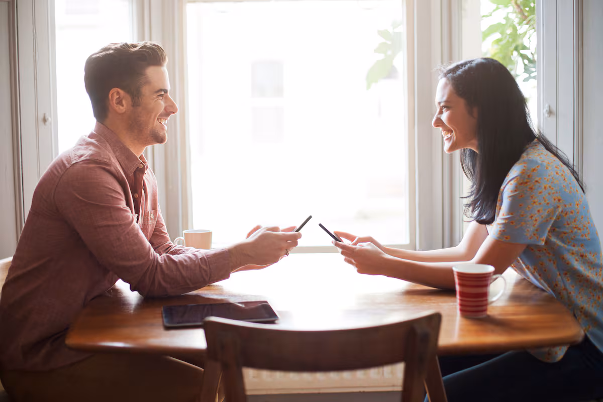 Top 5 Aplicaciones Imperdibles para Parejas: Desde Sorpresas Dibujadas hasta el 'Tamagotchi' del Amor » Revista Emprendimiento